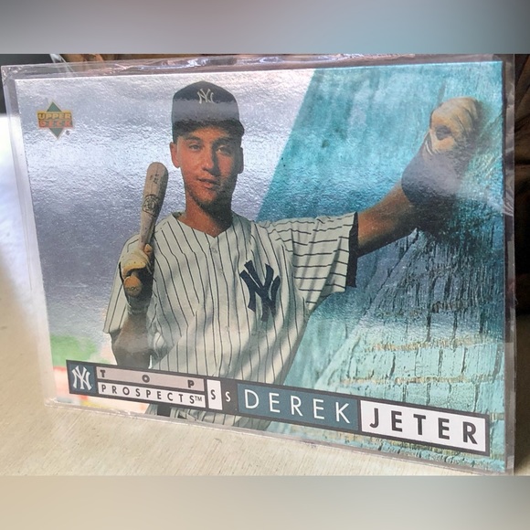 1994 Upper Deck Top Prospects Derek Jeter #550 (Holo-Foil) - Picture 1 of 16